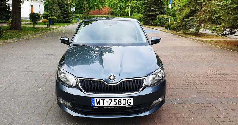 Skoda Fabia cena 37500 przebieg: 139996, rok produkcji 2018 z Warszawa małe 232
